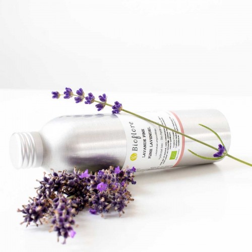 Organic fine lavender hydrosol soothes, cleanses and purifies the skin