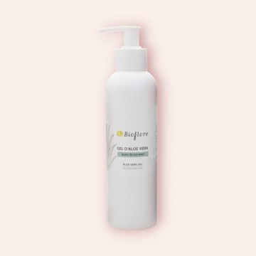 Le gel d'aloe vera bio un trésor pour la peau, les cheveux, le corps.