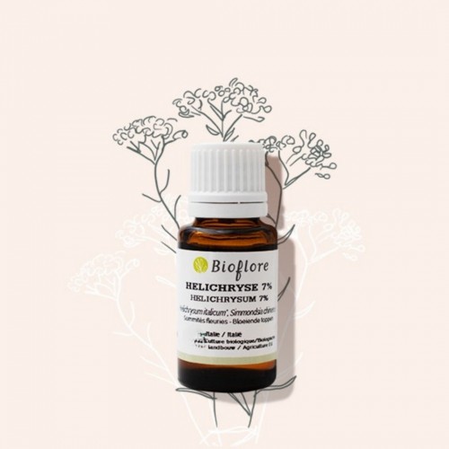 Organic immortelle essential oil for bruises