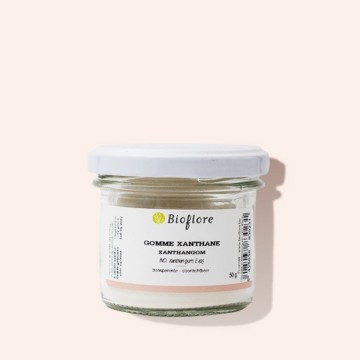 Onze transparante xanthaangom in poeder om cosmetische gels te maken