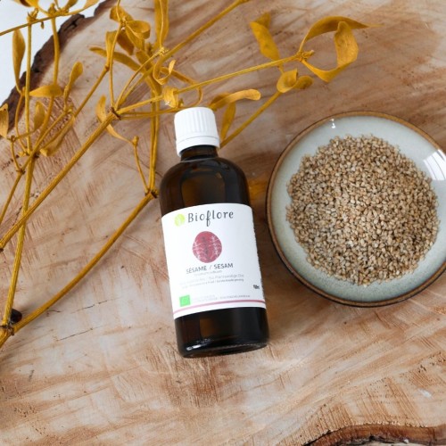 Organic sesame oil is a characteristic of ayurvedic care
