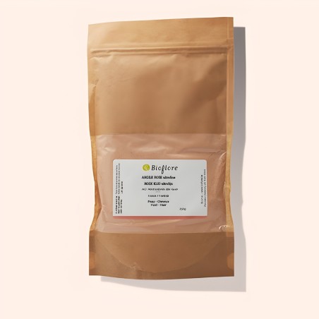 L'argile rose convient à tout type de peau, effet bonne mine assuré