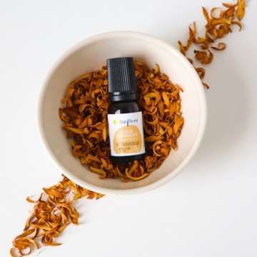 Emotional balancing roll-on with organic orange flower and jojoba Emotional balancing roll-on with organic orange flower and jojoba