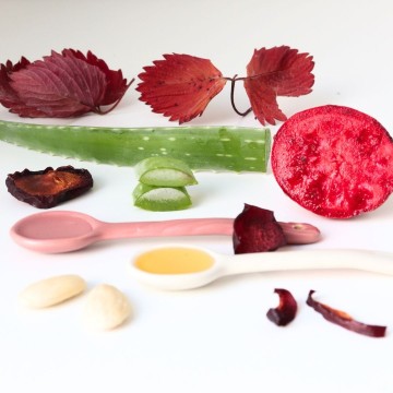 Coffret cadeau Peau Radieuse, Sérum & Fluide pour peau mature Coffret cadeau Peau Radieuse, Sérum & Fluide pour peau mature