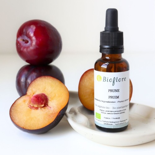 Huile végétale de prune bio, éclat et nutrition des peaux sèches