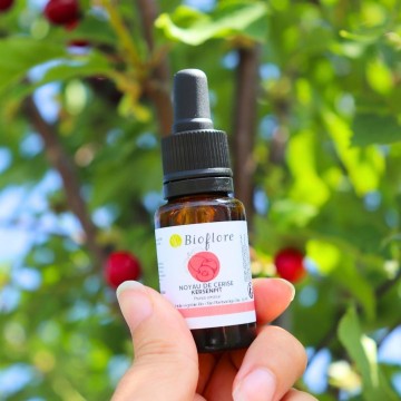 Organic cherry oil